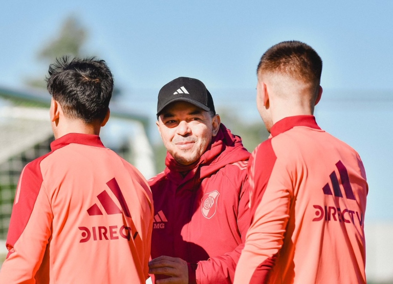 Gallardo define el equipo de River