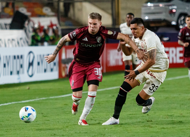 River vs Universitario - Mastantuono