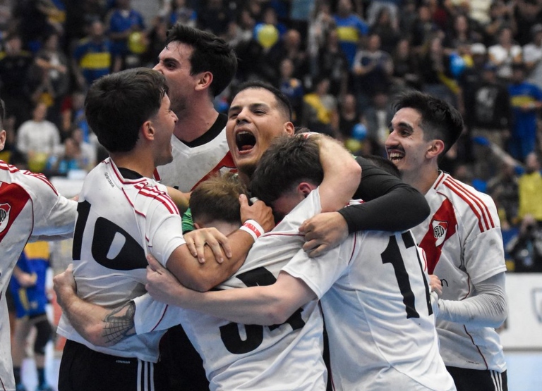 River ganó el primer superclásico de Handball de la historia