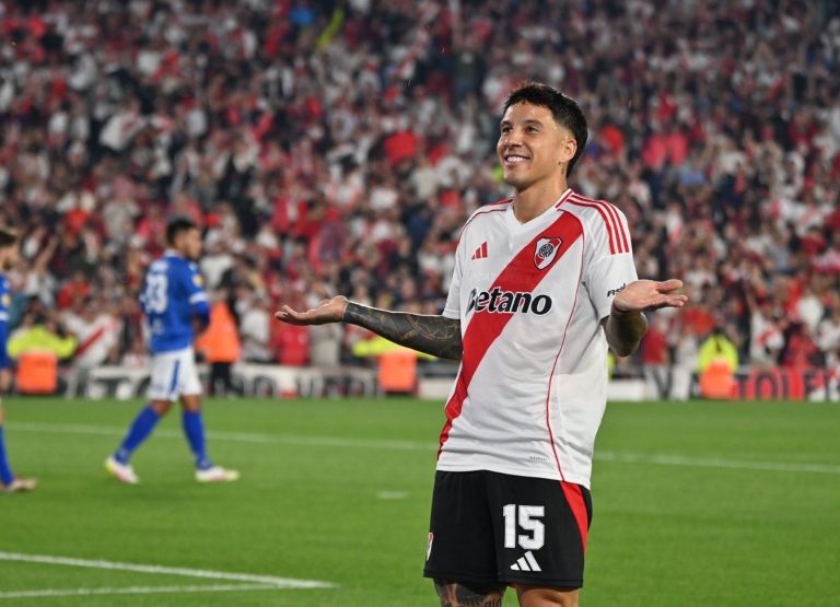 Goles de River: el festejo de Driussi vs Vélez