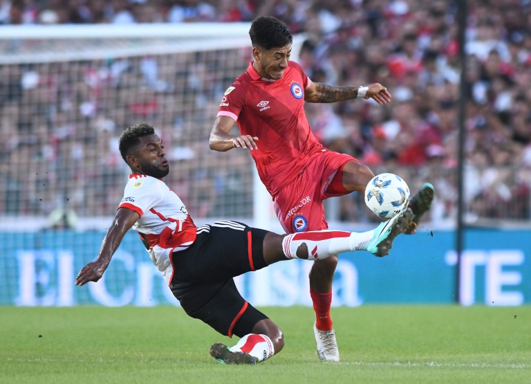 Román Vega Argentinos Jrs Zenit