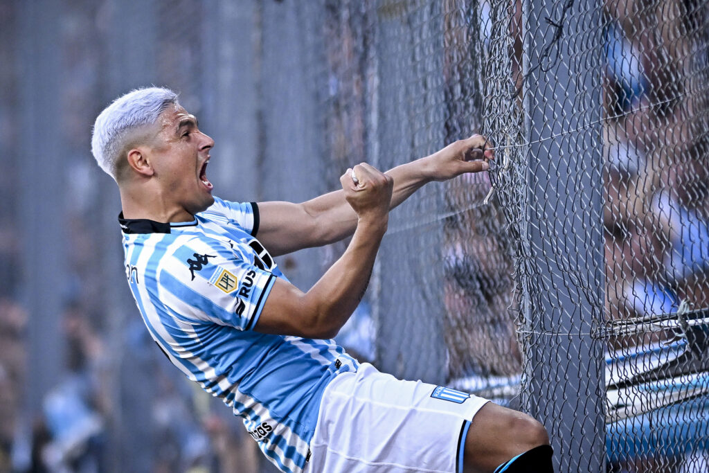 River negocia con Racing por Maxi Salas