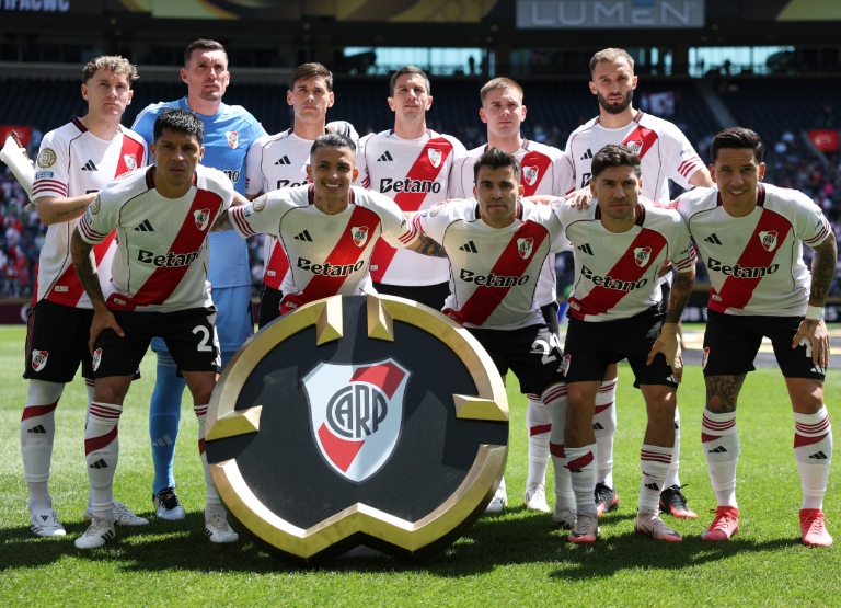 River vs Urawa Uno x Uno