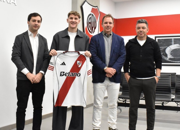 Colido - renovación de contrato - River