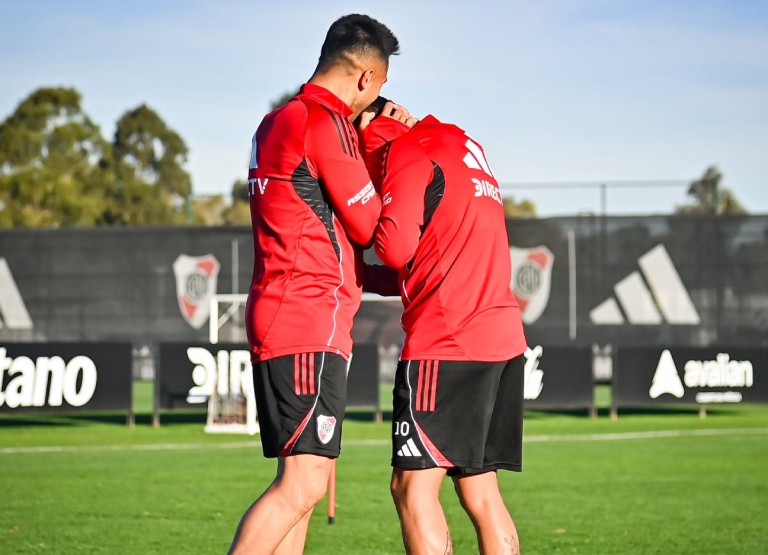 Entrenamiento - River Camp - Juanfer y Pity