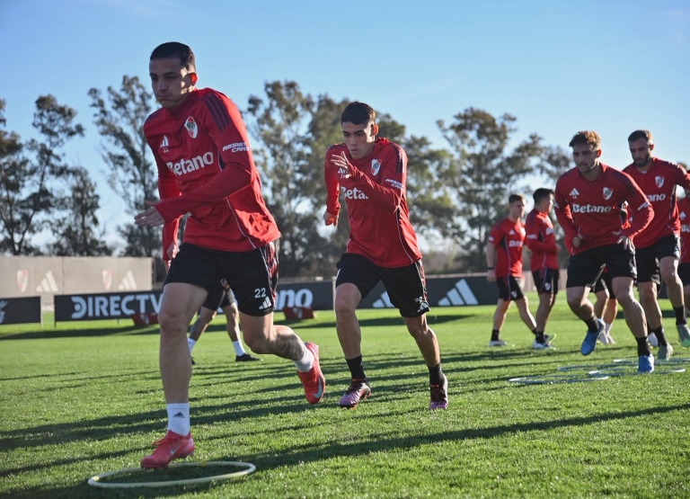 Entrenamiento - River Camp