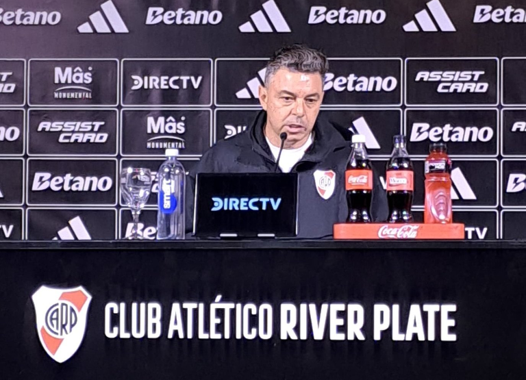Gallardo en conferencia