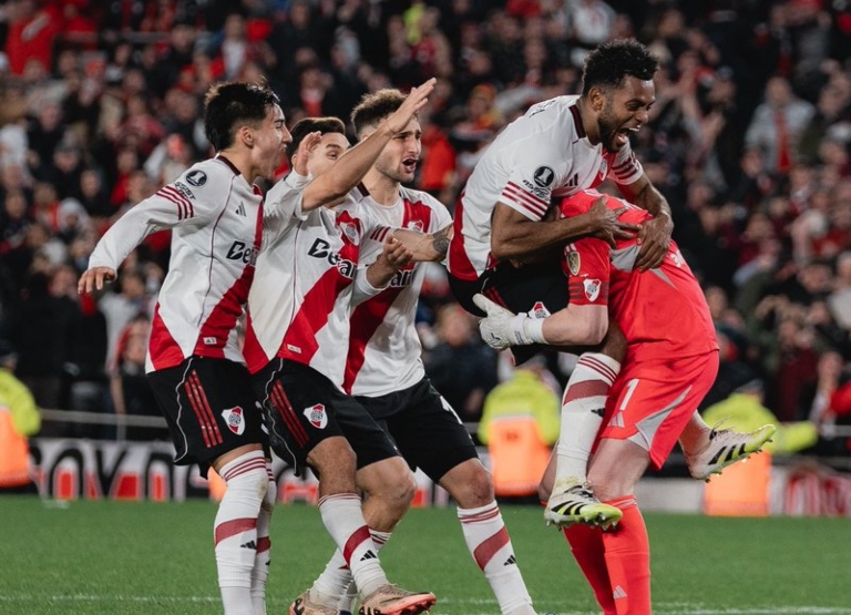 River festejo vs Libertad