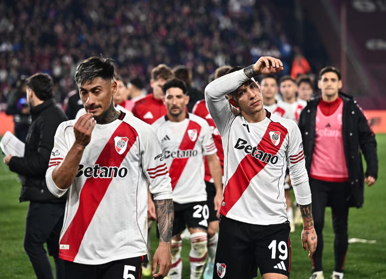 River empató con Lanus