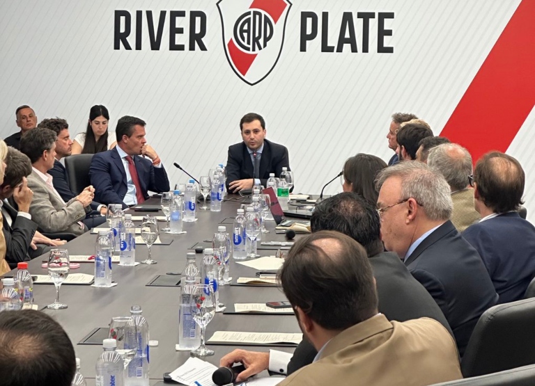 Stefano Di Carlo - Comisión Directiva