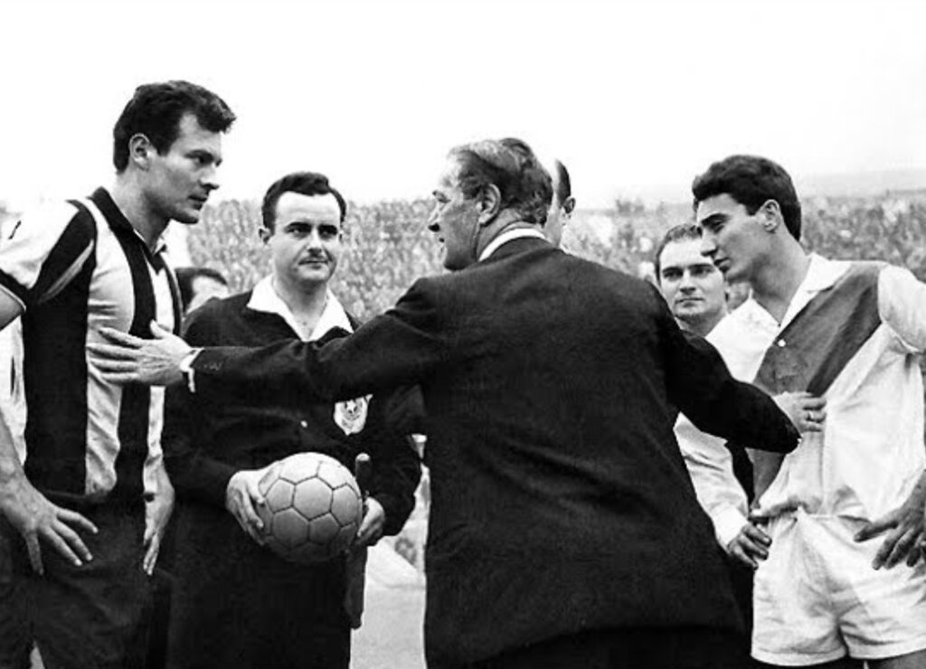 Historial River vs Peñarol