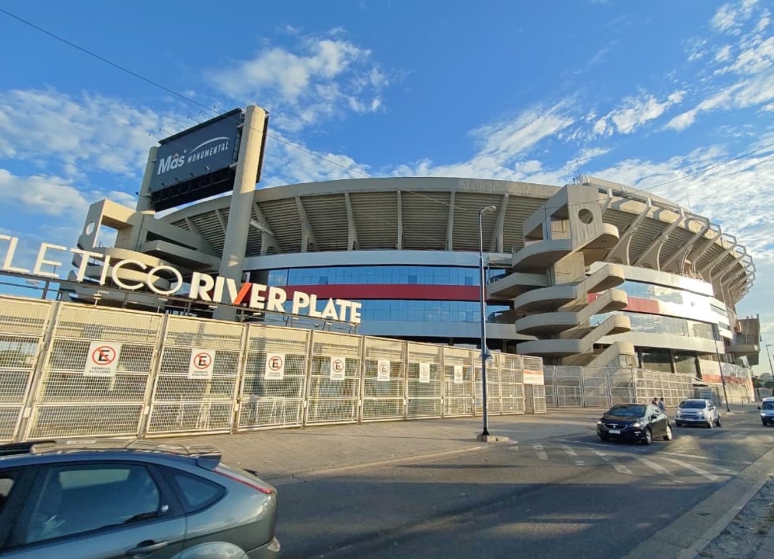 River hoy accesos al Monumental