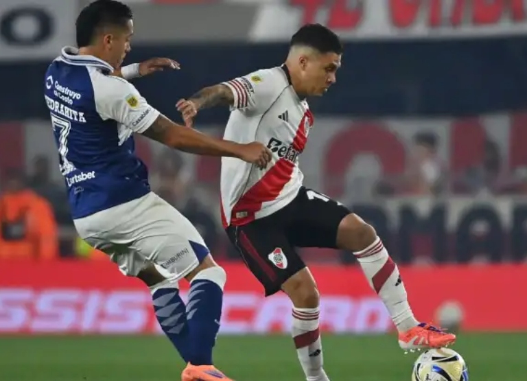 River vs Gimnasia historial - Juanfer