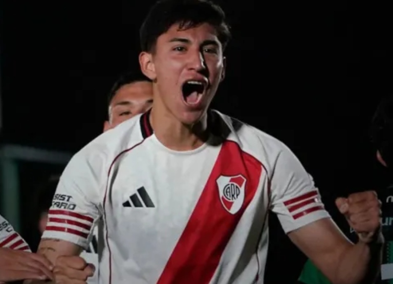 River vs Millonarios - Facundo González