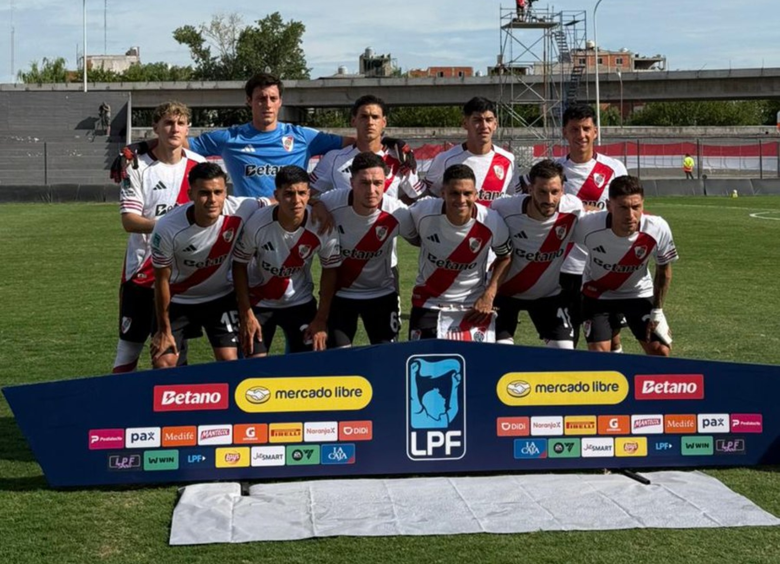 Uno x Uno Barracas vs River