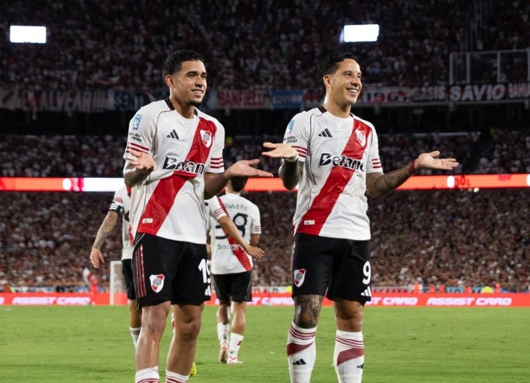 River vs Sarmiento festejo (2)