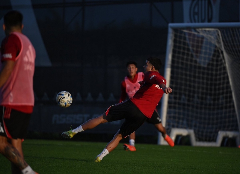 River entrenamiento - River Camp