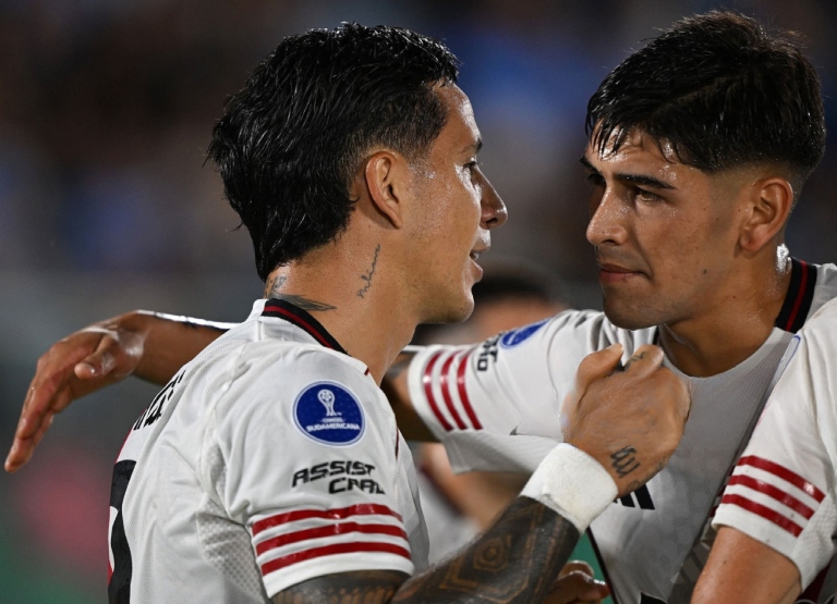 River vs Blooming - Driussi gol (1)